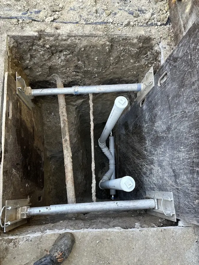 Experienced plumber completing Drain Cleaning work in Shallotte